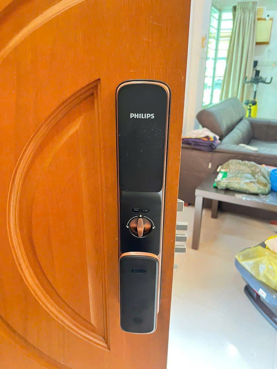 Hình ảnh thực tế Philips Alpha V 2