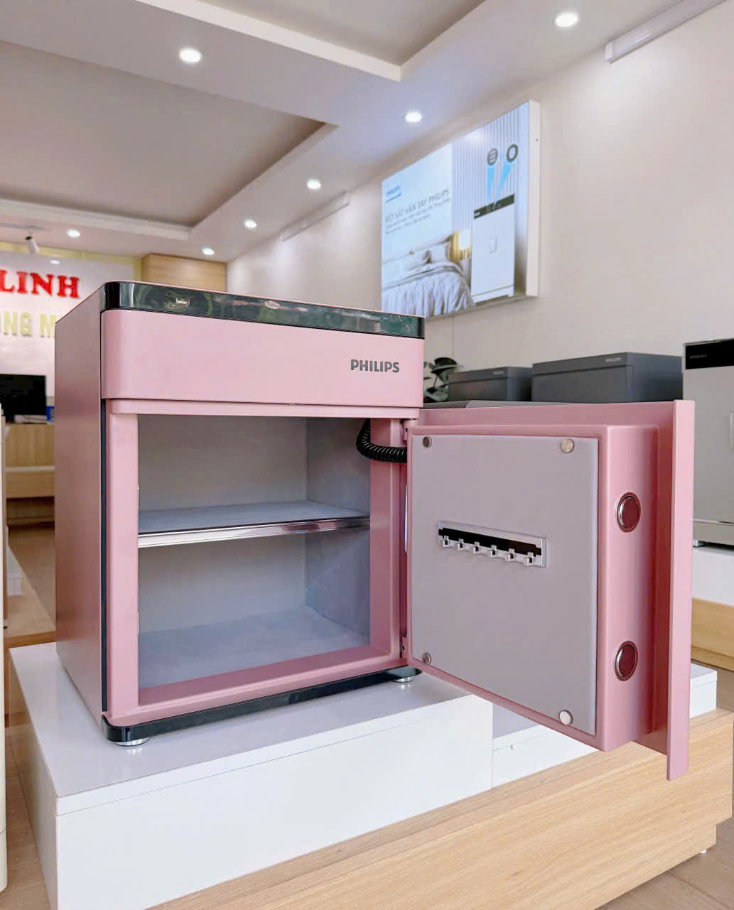 Philips SBX301 màu tím hồng 1
