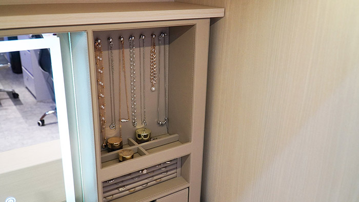 Tủ thông minh Philips SBX320-1
