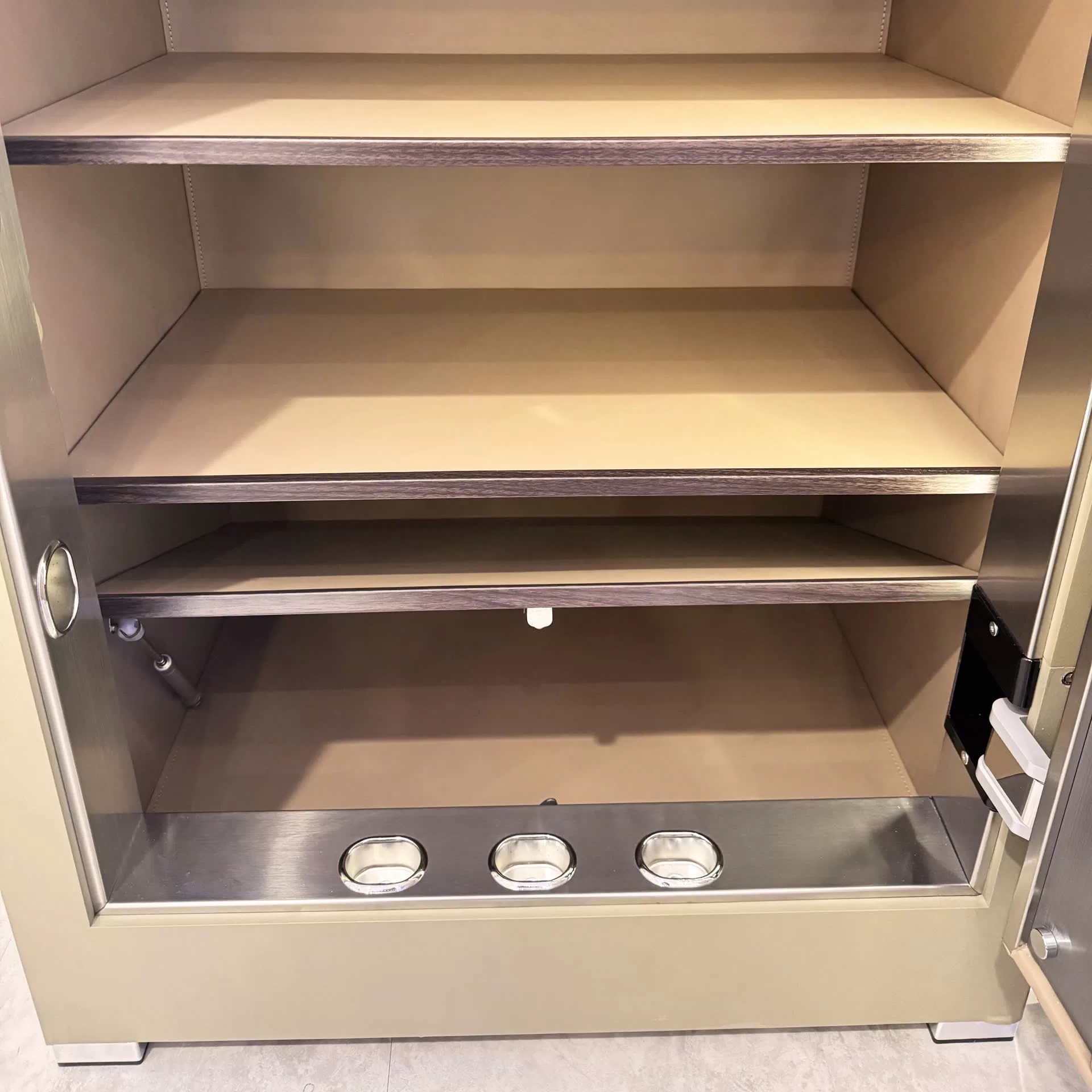 Hình ảnh thực tế Philips Valis 7