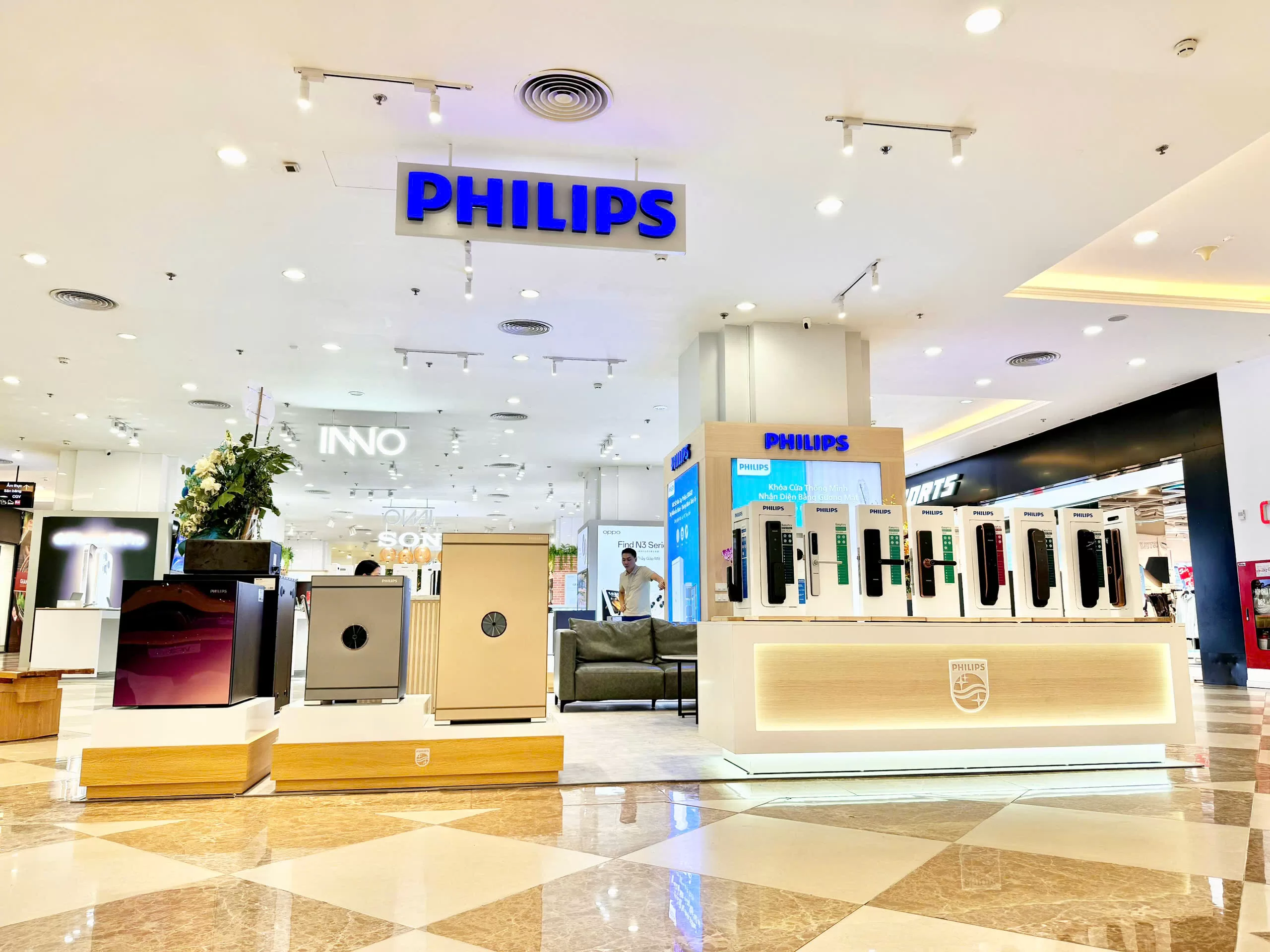 Showroom Philips tại TTTM