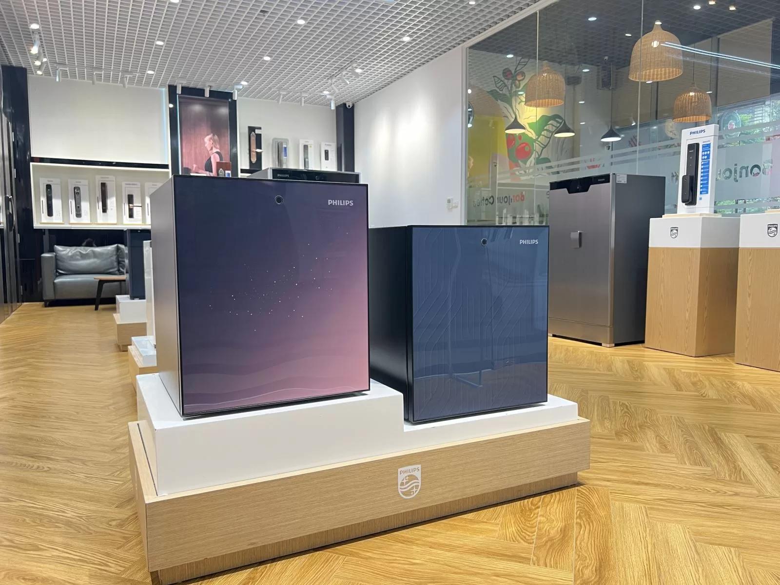 Két sắt Philips SBX501
