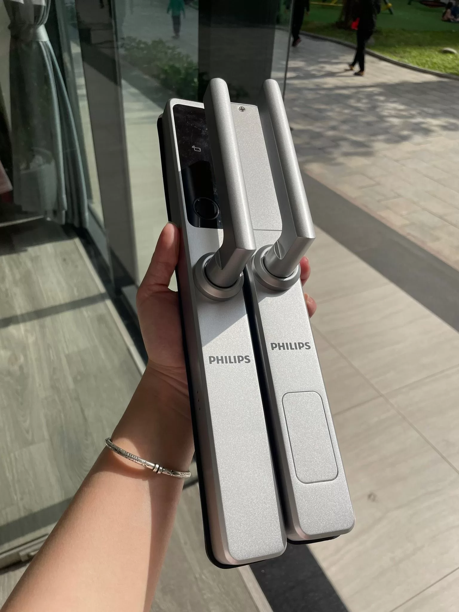Khóa cửa điện tử Philips DDL608-5HBS